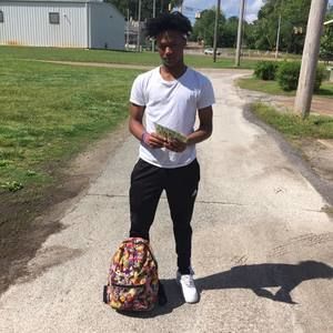 Meet your Posher, Xavier